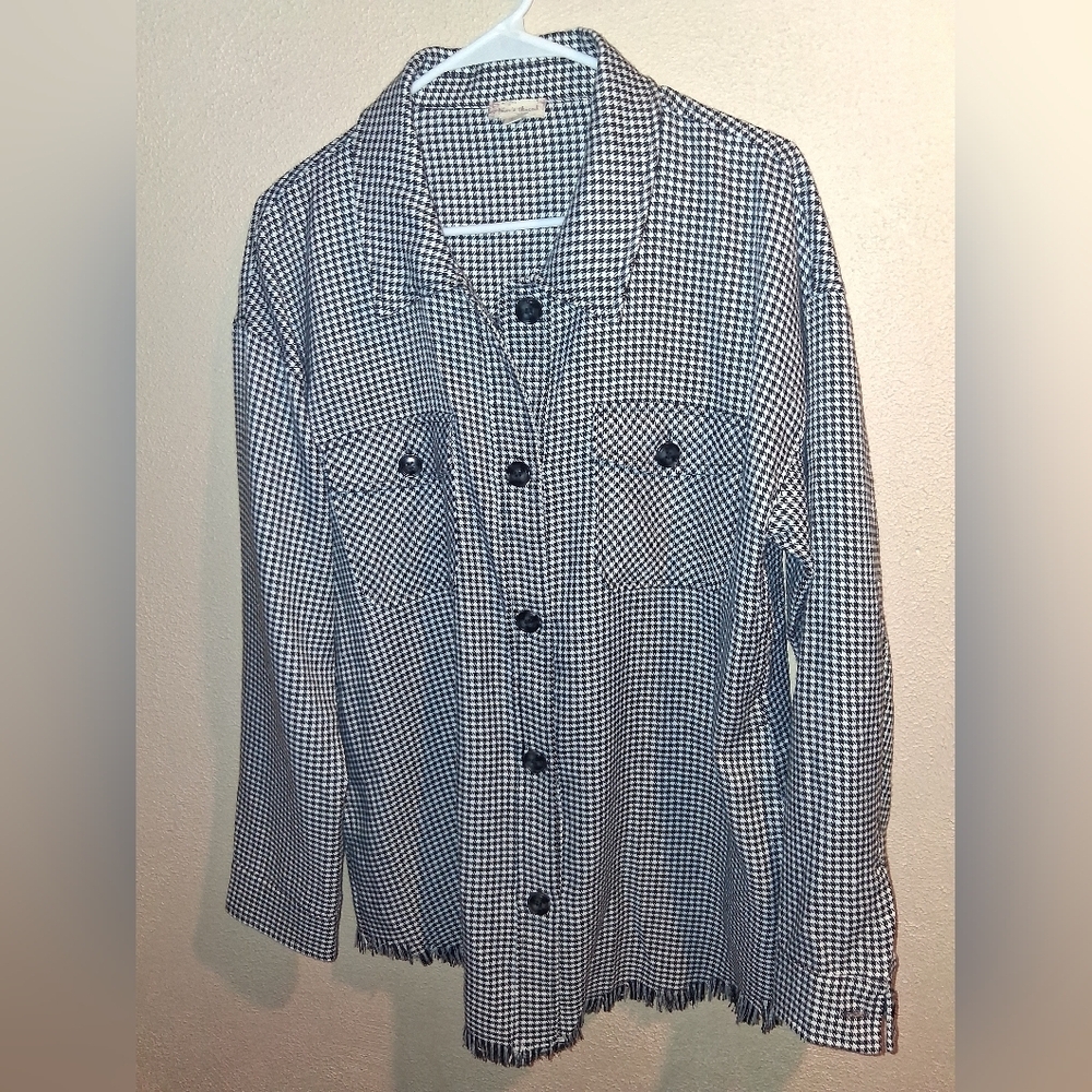 NWOT Hem and Thread Boutique Houndstooth Oversized Shacket L